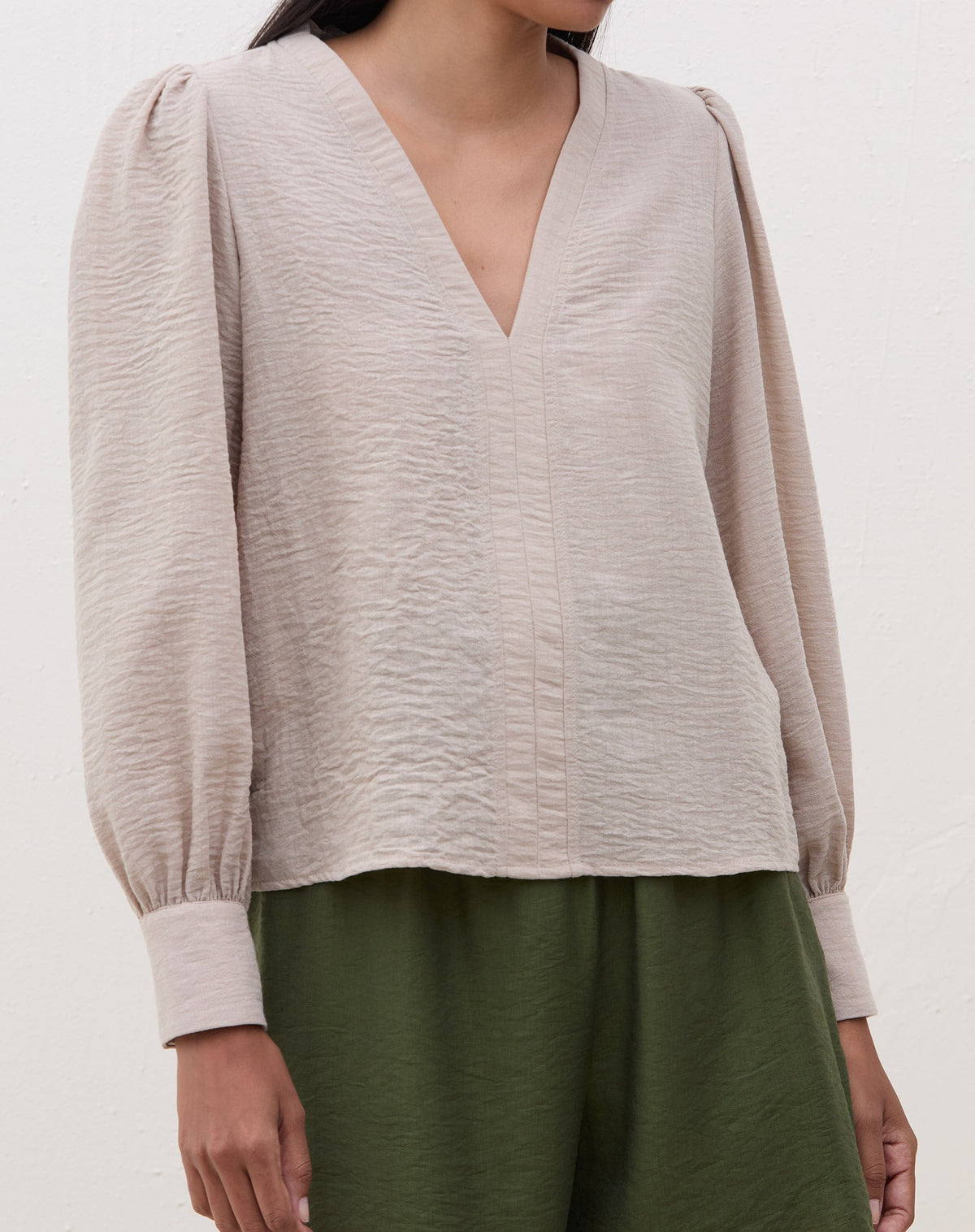 Blusa Manga Longa Decote V